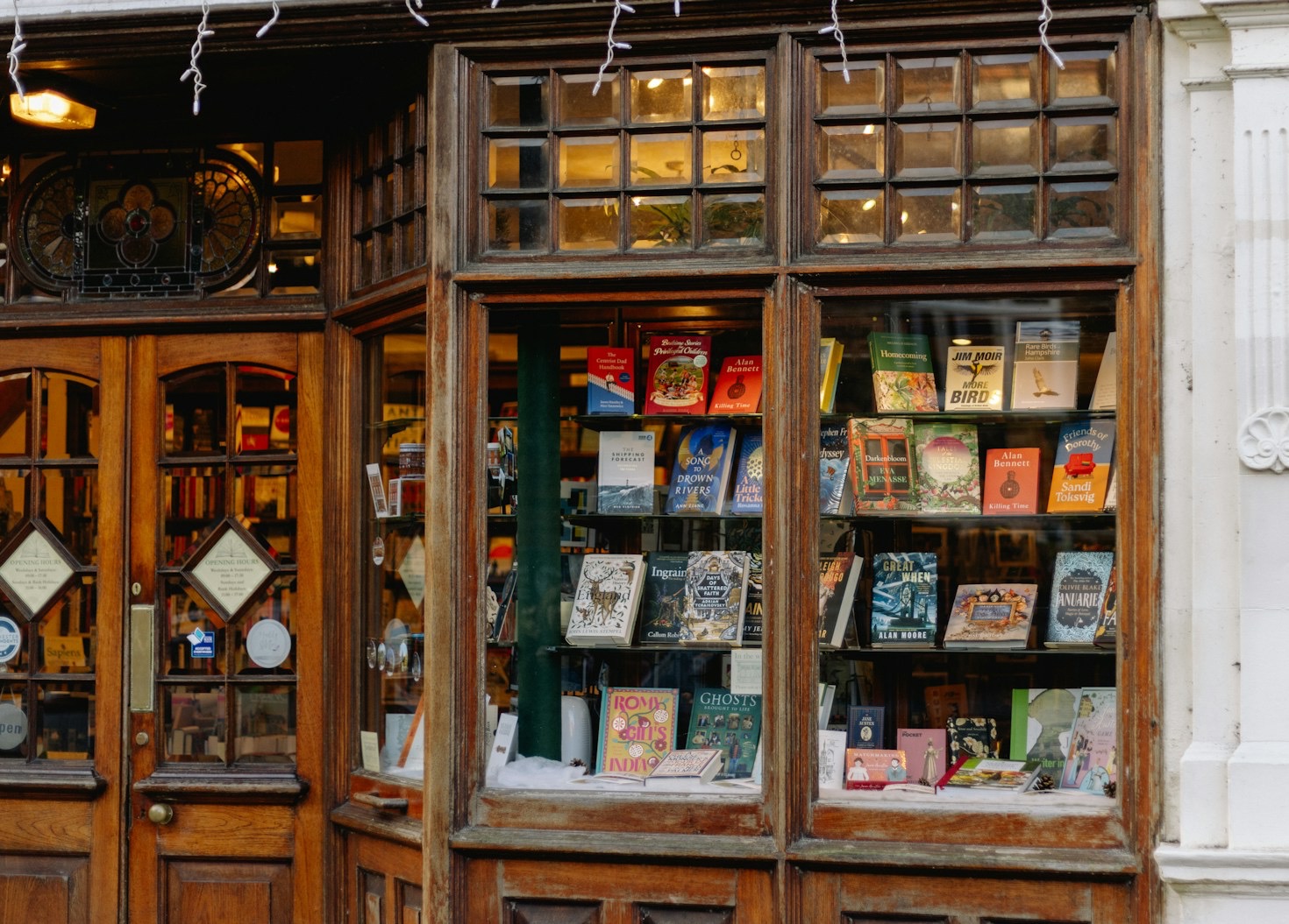 Bridging the Gap Between Publishers and Hometown Bookstores